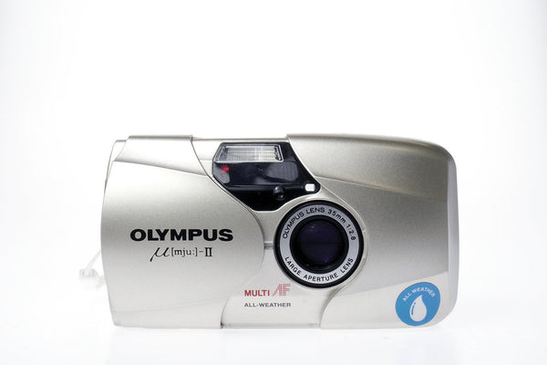 Olympus μ mju II Silver 135/35mm Point & Shoot Film Camera