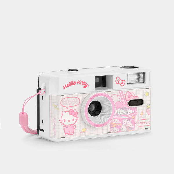 Retrospekt Hello Kitty Strawberry Kawaii FC-11 35mm Film Camera